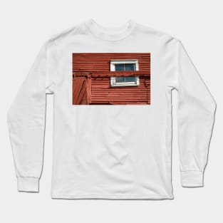 Red Barn White Window Long Sleeve T-Shirt